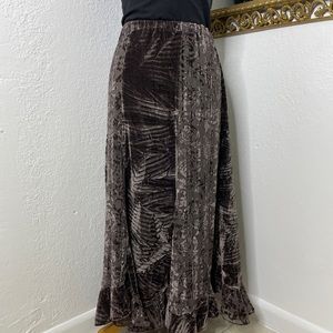 Vtg velvet material maxi skirt has no tag